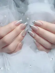 チップ長さ出し込み+ガラスフレンチ+パーツ2個