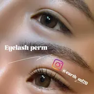 🐚 𝑬𝒚𝒆𝒍𝒂𝒔𝒉 𝒑𝒆𝒓𝒎 まつ毛パーマ（上のみ）➕クリアコーティング🧜🏾‍♀️🐚🫧