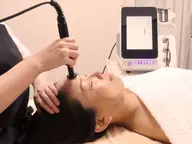 【小顔肩こり】高周波美容と顔とデコルテマッサージ鎮静パック付