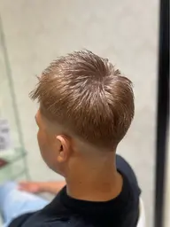 【男性限定】【ブリーチカラー】メンズカット＋トリートメント込み