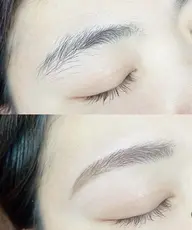 口コミ投稿限定価格✨眉Wax＋眉脱色のセットメニュー💙 （眉は2週間は自己処理をお控え下さい）