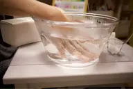 ハンド・ネイルケア(お爪の形整え・甘皮ケア・角質除去・トップコート塗布・化粧水と美容液での保湿・ハンドマッサージ込)