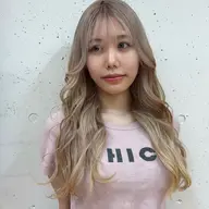 【🎀ハイトーンにしたい方🥣】1ブリーチ＋オンカラー＋シャンプー