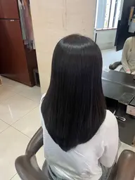 ⭐️『カット+トリートメント』⭐️【3cm以上切らせてくれる方限定‼️】 レディースロングカット、ショートカット募集‼️