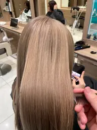 【新規限定】✨ケアブリーチ✨＋オンカラー＋ケアトリートメント