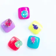 【ジェル♡フットワンカラー】ラメ・マグネットもあります🦶💕贅沢フットバス+スクラブ+保湿ケア付き🥹🫧🩵