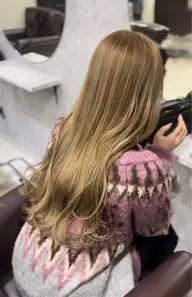 【夜限定】1ブリーチ➕N.ツヤツヤカラー🩷➕最新トリートメントサービス✨