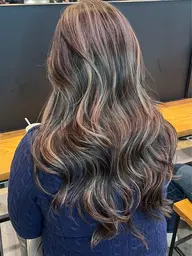 -夏に向けてブリーチ-ハイライトカラー✨️