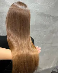 【🌟大人気メニュー🌟】最高の手触りと柔らかさの酸性宿毛矯正&小顔カット⚠️17時まで