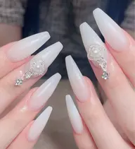 【チップ長さ出し】選べる◎ワンカラー／ラメグラ／マグネット＋パーツ2個