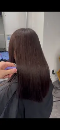✨４月限定！！60％OFFで叶う艶髪ストレート✨(縮毛矯正)梅雨対策におすすめです‼️