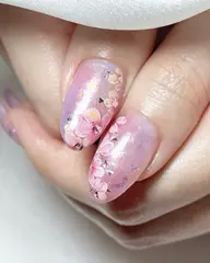 【新規】ハンド　毎月変わるシーズンデザインネイル💅🏻 爪育成ケア付き♪(オフあり/なし)