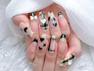 人気コース🥨ハンド🥨初回ジェルオフ無料🥨持ち込みデザイン10本アート🎨