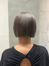 【ハイトーンにしたい方‼️】カット＋ダブルカラー✨+うる艶トリートメント付き🫧✨（ブリーチ込み）