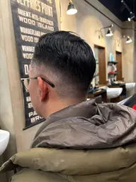 スキンフェードカット、シャンプー、