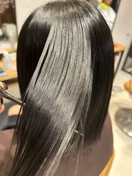 🌟日々のお手入れを楽に🌟カット+ベーシックストレート＋2stepトリートメント