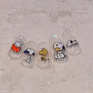 ワンカラー、グラデ、ラメグラデなどにキャラクターや手描きアートとパーツ一本​〜​2本つき🧸