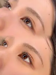 眉毛WAX(間引き付き)＆まつ毛パーマ(コーティング仕上げ付き✨️)