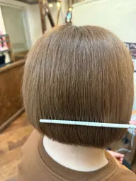 ボブスタイルorレイヤースタイル限定カット＋ブリーチなしのワンカラー