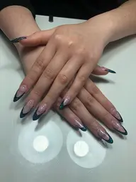 スカルプネイル 長さだし