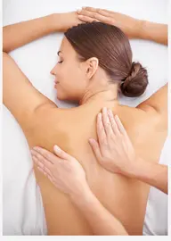 背中ピーリングで綺麗なお背中へ✨✨滑らかすべすべお肌に‼️