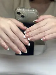 フレンチネイル