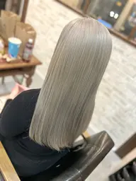 【ケアブリーチ×外国人風ハイトーン】カット＋トリプルカラー＋TOKIOトリートメント※ロング料金無し