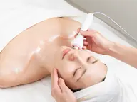 【SNS強化】動画、写真撮影が可能な方限定！滋賀初導入✨水光アクアピールで毛穴汚れスッキリ⤴︎LDM付き　施術時間60分