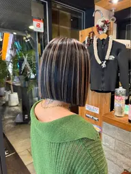 カット+ハイライトカラー