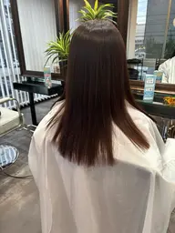 【最高級クオライン縮毛矯正&超音波トリートメント】化粧品部類クオラインを使ってドライヤーだけでもノンストレス縮毛をご提供