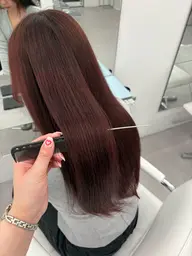 【毎日のセットが楽に✨】全体カット➕地毛風縮毛矯正➕AYUNCHE 1stepトリートメント🌻🤍