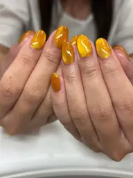 ご新規様⭐️リピーター様　オフ無料❤️ マグネットネイル