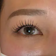 【空きがある時に予約解放します✨】自まつ毛ごと上げる❣️LEDマツエク80~100本 × まつ毛パーマ オフ込み