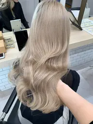 ケアブリーチ付き👑フルブリーチ+フルカラー+1stepトリートメント