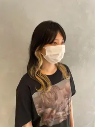 インナーブリーチデザイン（インナー、ハイライト→1プロセスで可能なデザインカラー）＋トリートメント