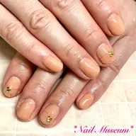 💅【オフ無 】シンプルデザイン　　　　　　　　ラメライン、ストーン込💎