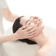 特別土日もOK《限定メニュー》フェイシャルエステ&スキンケア体験💆‍♀️リンパを流し小顔&透明感&潤い実感♥️