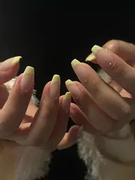 ◎期間限定価格◎《オフなし》【Hand】フレンチネイル［ベースカラー有］¥3,000※写真撮影必須/お支払いは現金のみ※