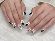 アート.パーツストーンつけ放題🤍✨💫