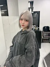 1日でホワイトに🤍ケアブリーチ3回＋カラー＋髪質改善