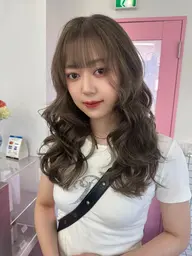 根元ブリーチリタッチ＋カラー＋トリートメント