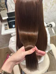 【痛ませないストレート★】韓国風カット+超高濃度水素ケア縮毛矯正14850円