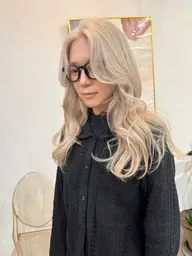 【理想の色に】ブリーチダブルカラー(1回)+ケアカラー