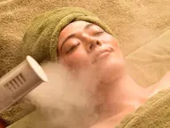 水素水フェイシャル+石膏パックで顔のむくみ改善♪シワ、たるみ、くすみ、毛穴ケアに!小顔効果も☆特別な日の前にもオススメ◎