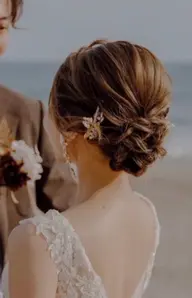 "ヘアセット"早朝ヘアセット（9時前​〜​6時代）,コーンロウ施術は追加料金。＊補足説明をお読みになってご来店ください。