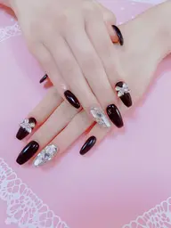 持ち込みアートOKアート4本(片手2本ずつ)3色まで🫶当日メニュー変更不可