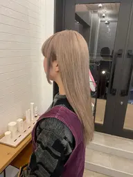 全く痛まないブリーチカラー
