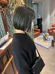 【ミニモ限定価格】カット+透明感力ラー+パーソナル4工程トリートメント ¥10500