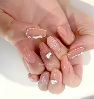 💗平日限定価格ワンホンネイル💗オフ込み💅🏻￥8000​〜​