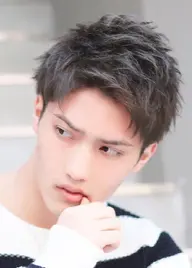 スパイキーパーマ